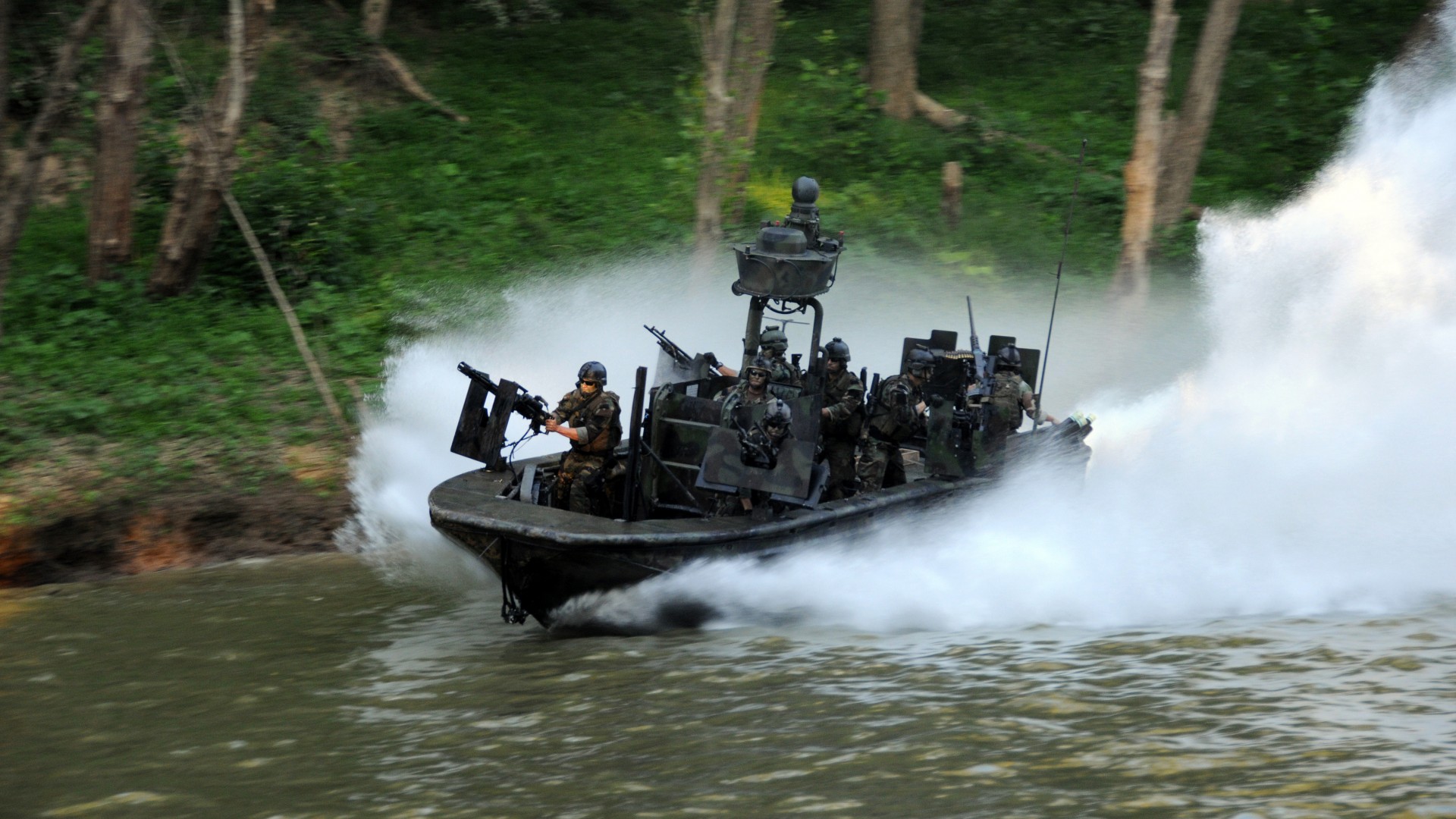 боевой катер, река, воинская часть специального назначения, SBT-22, special forces, special boat team, Riverine, SOC-R, battle boat, river (horizontal)