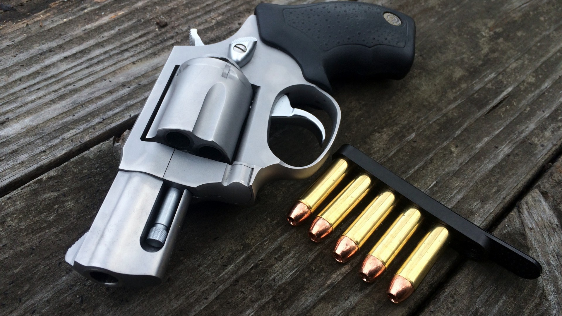 Таурус-605сс, револьвер, Taurus-605ss, revolver (horizontal)