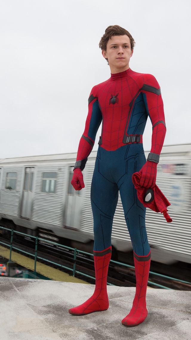 Человек-паук: Возвращение домой, Том Холланд, супергерой, лучшие фильмы, Spider-man homecoming, Tom Holland, superhero, best movies (vertical)