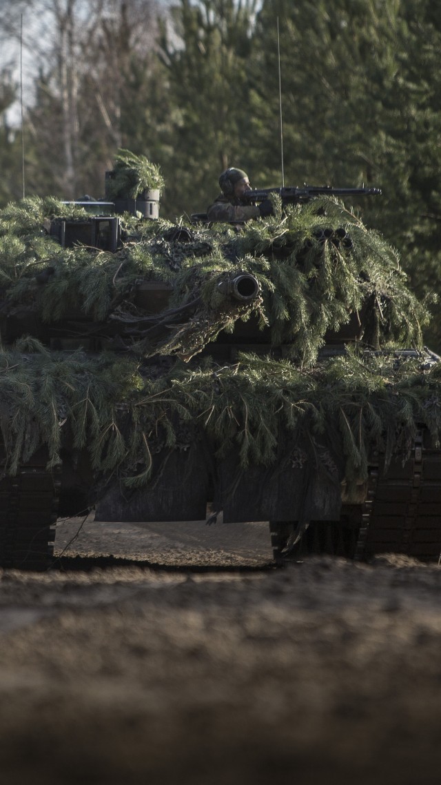 Леопард 2а6, танк, камуфляж, Армия Германии, Leopard 2A6, tank, camo, German Army (vertical)