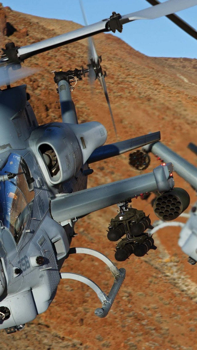 Вайпер, ударный вертолёт, Армия США, Viper, AH-1Z, Bell, attack helicopter, U. S. Marine, Zulu Cobra, flight, mountain (vertical)