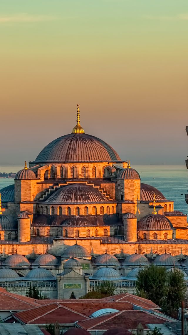 Голубая мечеть, Sultan Ahmed Mosque, Turkey, Istanbul, sunrise, 4k (vertical)