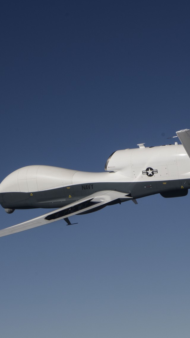 MQ-4C Triton, MQ-4C, дрон, беспилотник, армия США, MQ-4C Triton, MQ-4C, drone, Surveillance UAV, USA Army, landing (vertical)