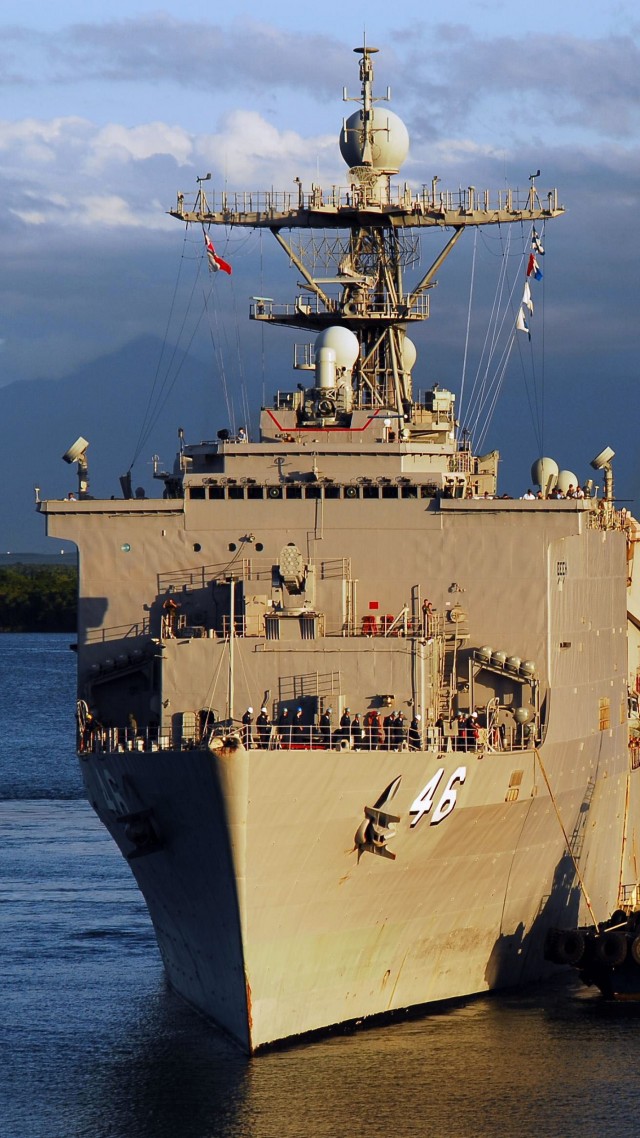 ЮСС Тортуга, ЛСД-46, десантный корабль, ВМС США, USS Tortuga, LSD-46, Whidbey Island-class, dock landing ship, USA Navy (vertical)