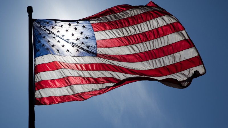 День флага, США, событие, улица, небо, солнце (horizontal)