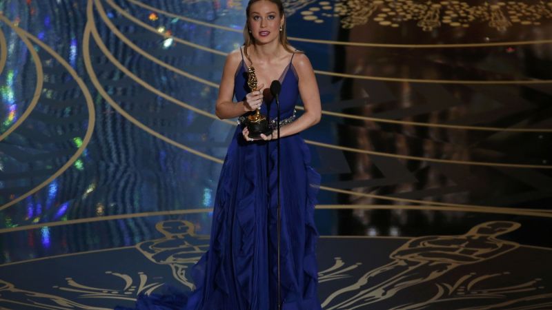 Брай Ларсон, Оскар 2016, красная дорожка, Самые популярные знаменитости, актриса (horizontal)