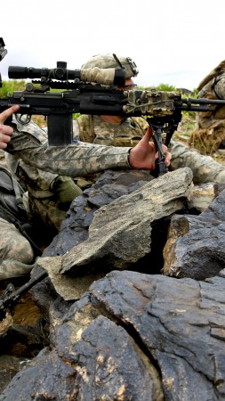 Афганистан, Армия США, автоматическая винтовка (vertical)