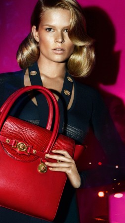 Стелла Теннант, Анна Эверс, Топ модель 2015, модель, блондинка, брюнетка, сумка, красный (vertical)