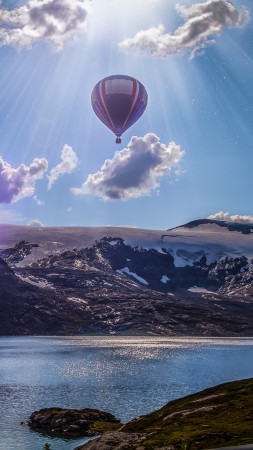 Норвегия, 4k, 5k, 8k, воздушный шар, озеро, горы, облака (vertical)