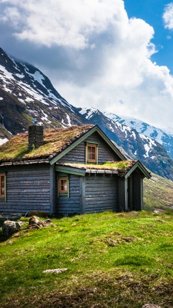 Норвегия, 4k, HD, горы, облака, дом, домик, снег, небо, зеленая трава (vertical)
