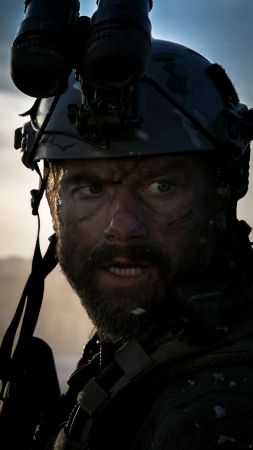 13 часов тайные солдаты Бенгази, биографический военный, солдат, Джеймс Дейл, лучшие фильмы 2016 (vertical)