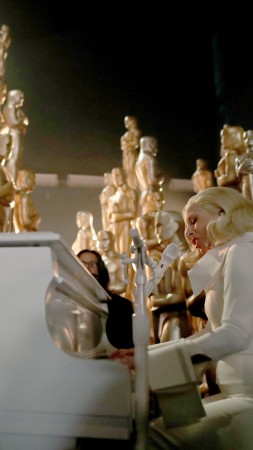 Леди Гага, Оскар 2016, Выступление, , Самые популярные знаменитости (vertical)