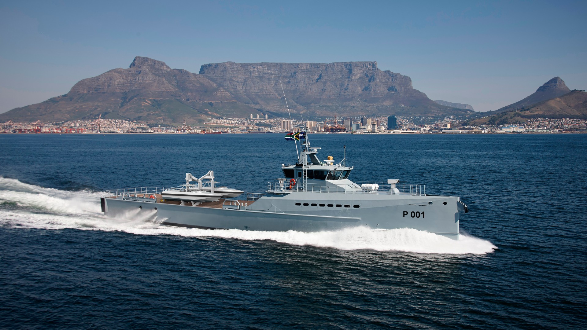 патруль, скоростной корабль, ВМФ ЮАР, Damen, FCS 5009, patrol vessel, DSCT, South Africa, high-speed, South African Navy (horizontal)