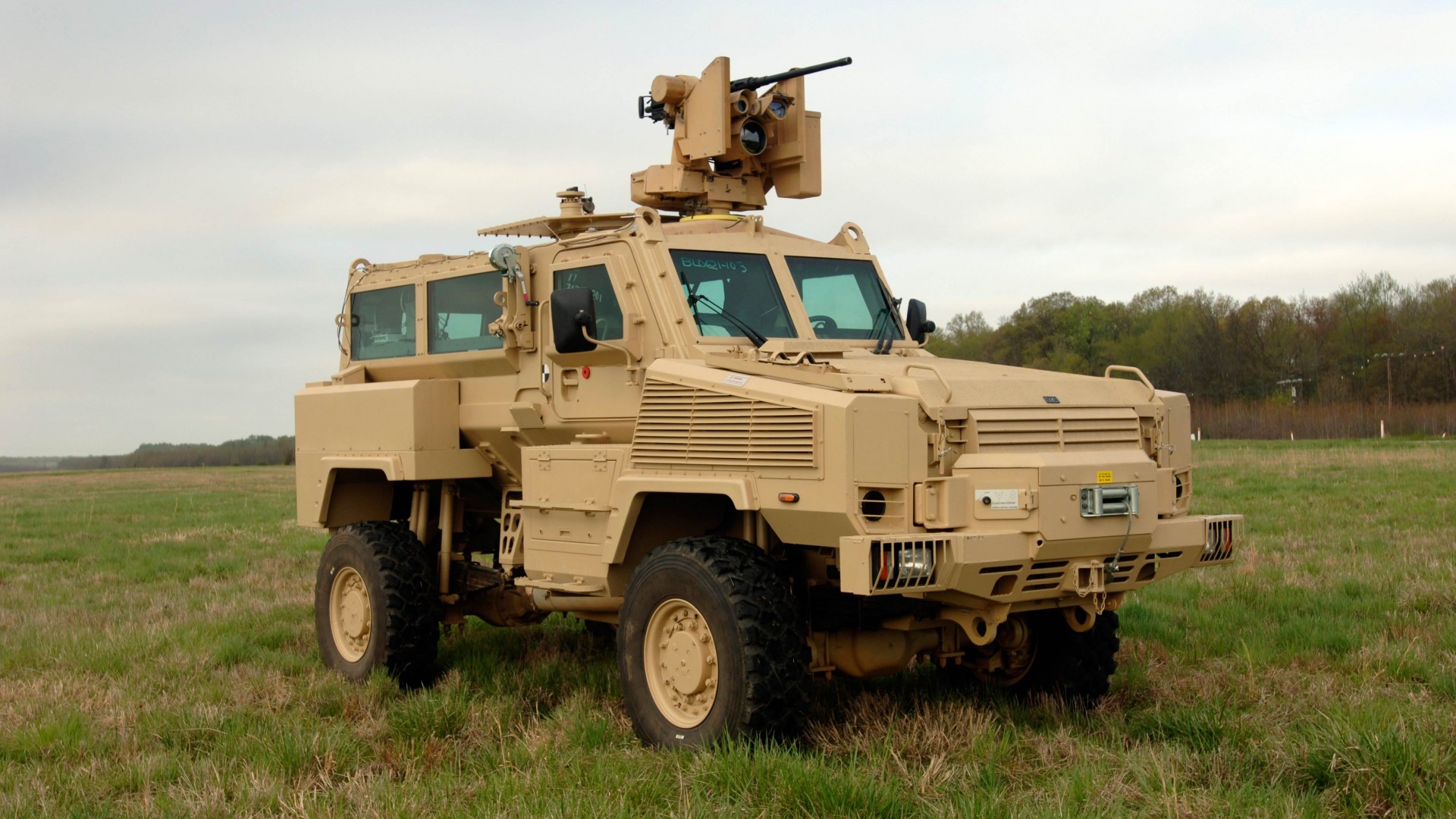 бронеавтомобиль, броневик, Армия США, RG-33, infantry mobility vehicle, BAE Systems, MRAP, IMV, U.S. Army, U.S. Marine, field (horizontal)