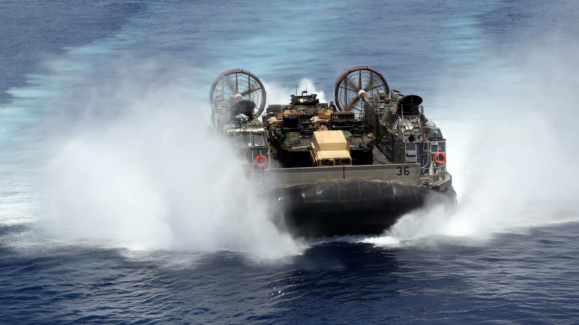 судно на воздушной подушке, ВМС США, hovercraft, LCAC, Assault Craft Unit, U.S. Navy, LCAC 1, sea, training (horizontal)