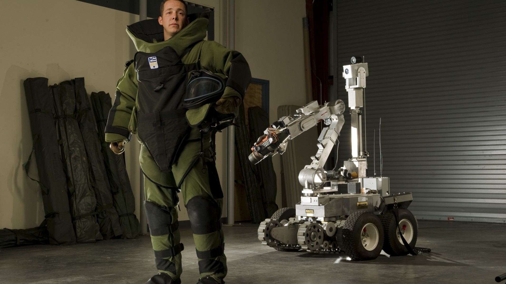 сапер, робот, Армия США, sapper, combat engineer, Sapper Tab, robot, combat support, photo art, Stacy Pearsall (horizontal)