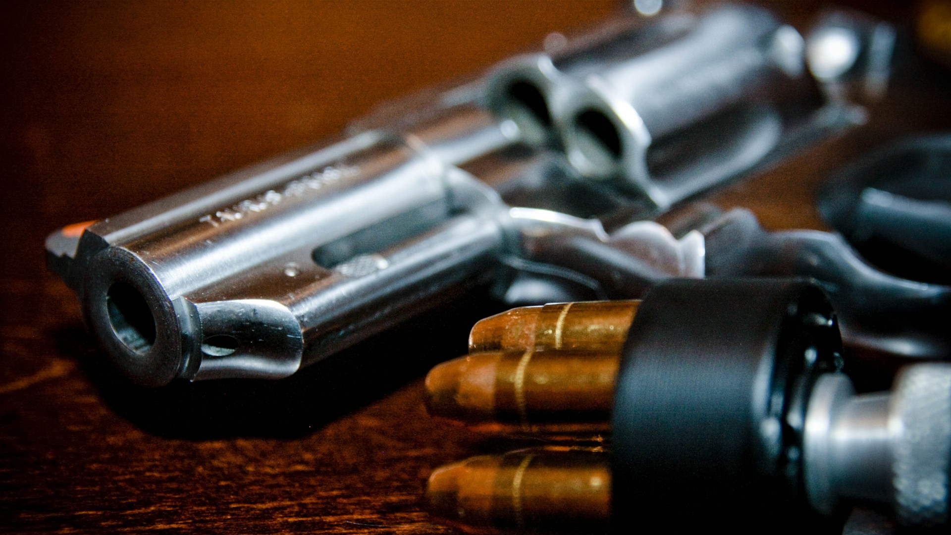 Смит и Вессон 375, револьвер, Smith & Wesson .357 Magnum Taurus, revolver (horizontal)