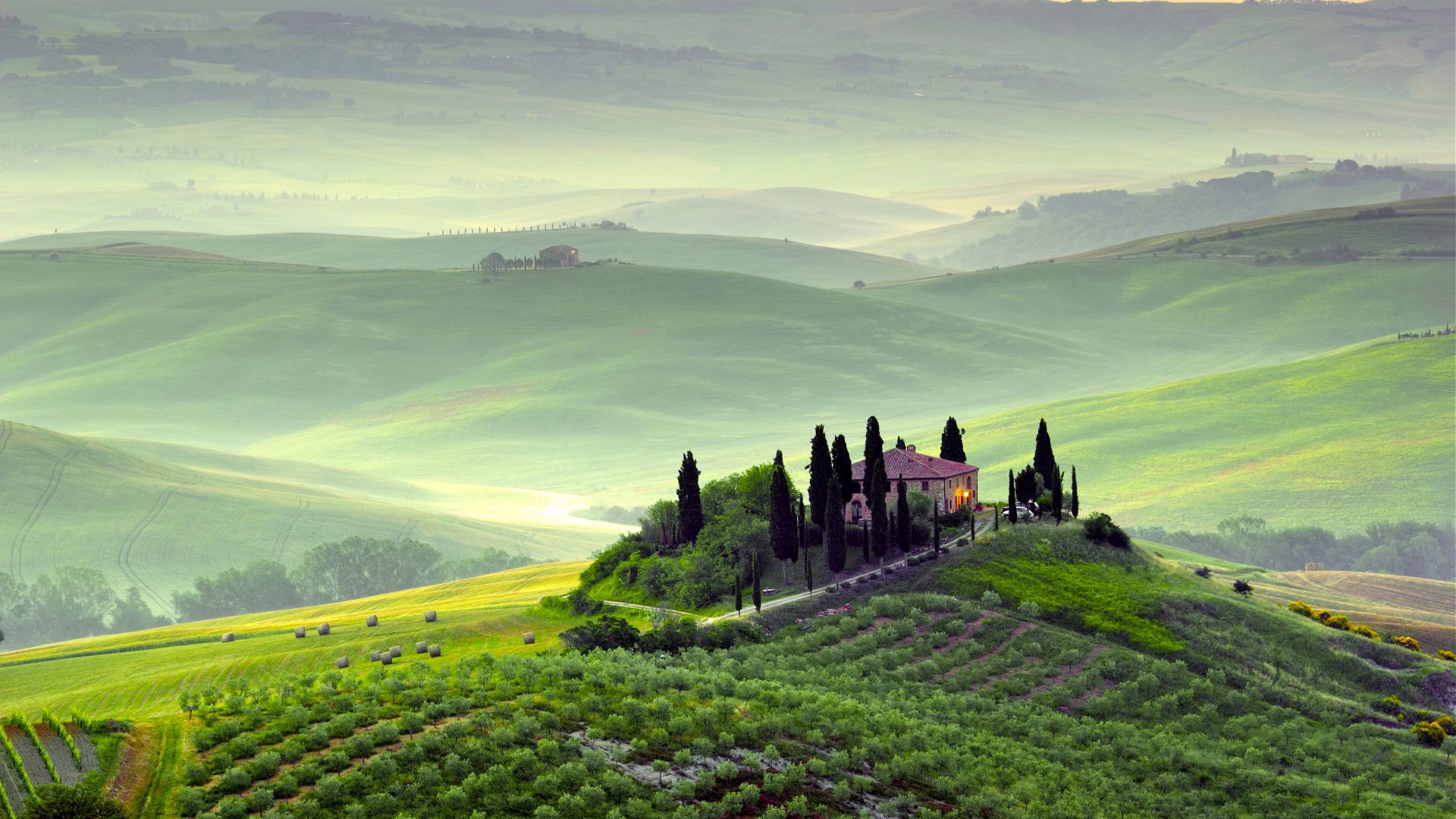 Тоскана, 4k, HD, Италия, Холмы, луга, дом, туман, Tuscany, 4k, HD wallpaper, Italy, Hills, meadows, house, fog (horizontal)
