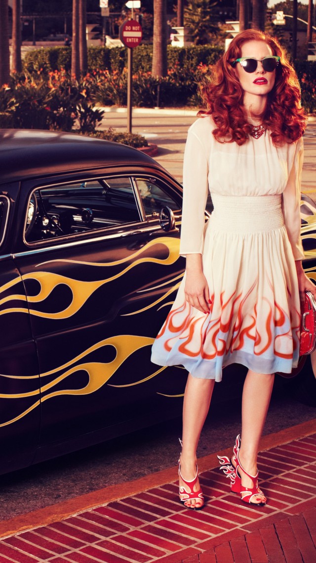 Джессика Честейн, красные волосы, платье, красные губы, машина, Jessica Chastain, Actress, television star, red hair, beauty, dress, red lips, car, glasses, Vogue Italia (vertical)