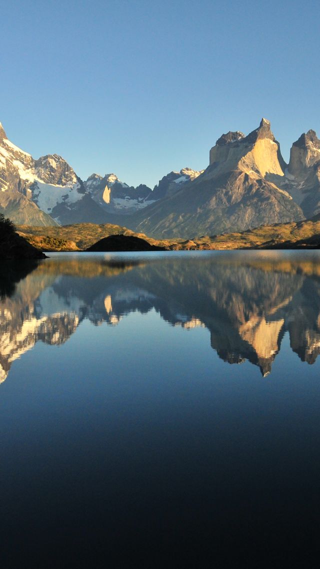 озеро Грей, Торрес-дель-Пайне, горы, Lake Gray, Torres del Paine, Chile, mountains, 4k (vertical)