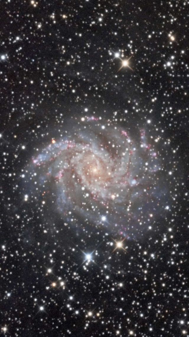 звезды, Messier 106, stars, 4k (vertical)