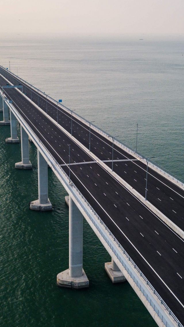Мост Гонконг Чжухай Макао, Hong Kong-Zhuhai-Macau Bridge, China, 4K (vertical)
