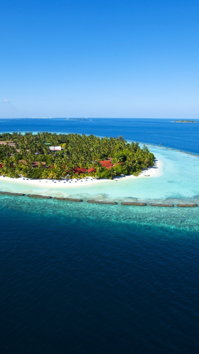 Мальдивские острова, 5k, 4k, отпуск, отдых, путешествие, бронирование, остров, океан, бунгало, пляж, небо, Maldives, 5k, 4k wallpaper, holidays, vacation, travel, hotel, island, ocean, bungalow, beach, sky (vertical)