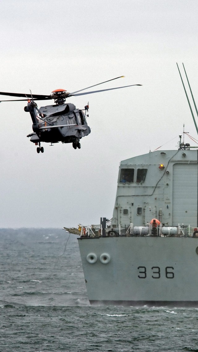 Сикорски СШ-148 Циклон, Британская армия, вертолет, Британия, Sikorsky CH-148 Cyclone, AgustaWestland, attack helicopter, British Army, Britain (vertical)