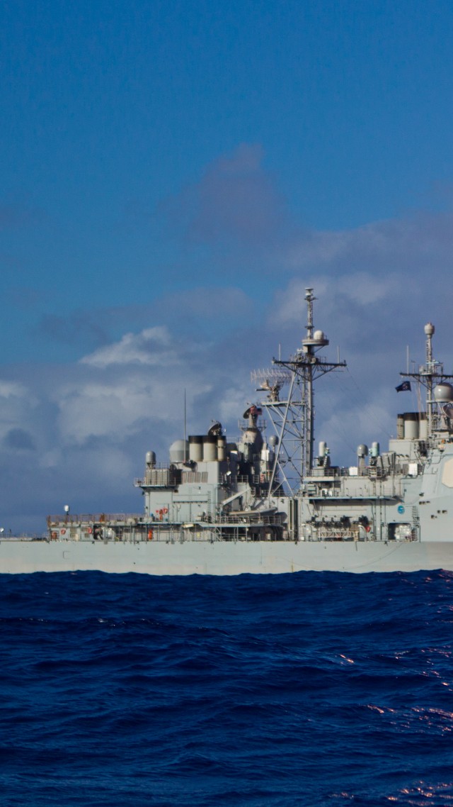 ЮСС Лейк Эри, ЦГ-70, крейсер, ВМС США, USS Lake Erie, CG-70, cruiser, USA Navy (vertical)